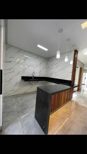 Casa De 3 Quartos Com Piscina, Residencial Porto Seguro