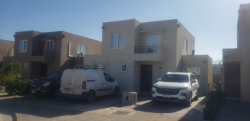 Casa Nueva En Arriendo, Laguna Del Sol.