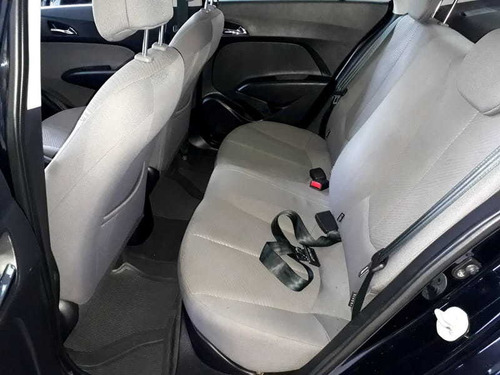 Imagem 8 de 15 de Hyundai Hb20s 1.6 Comfort Plus 16v Flex 4p Manual 2015