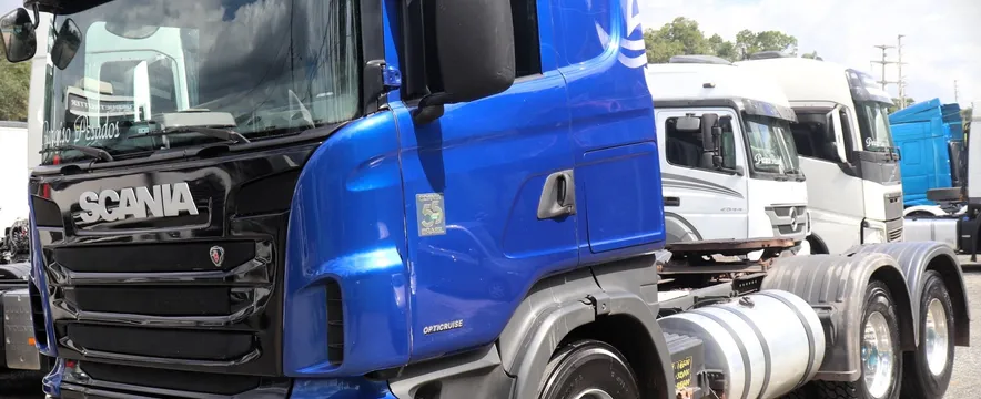 Scania R440 6x2 Ano 2013