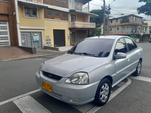 Kia Rio 1.5 Stylus 4 p