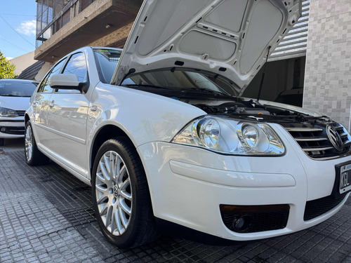 Volkswagen Bora 1.8 Highline T Tiptronic Cuero