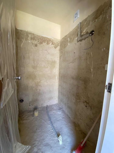 Annic Coronado Vende Townhouse Con Planta 100% Obra Gris En Villas De Aricagua, Urbanización Mañongo 269909