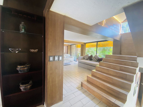 Asa Sola En Pedregal De Las Fuentes, Jiutepec, Morelos Caen-1089-cs