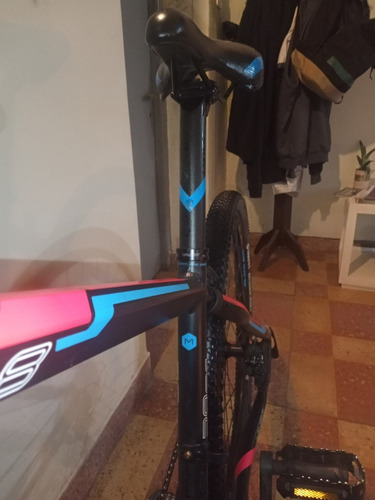 Bicicleta Mountain Vairo Xr 3.8 29 Shimano 24v Hidraulicos