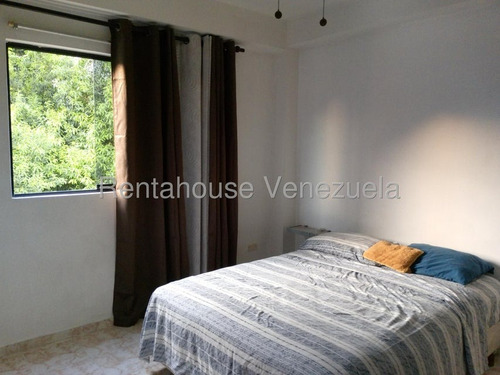 Moderno Apartamento En Venta En Una De Las Zonas De Clima De Montaã±a De Valencia En El Municipio Naguanagua, 2 Habitaciones Con Sus Closets 2 Baños Family Room, Convertible En Una Tercera Habitacion