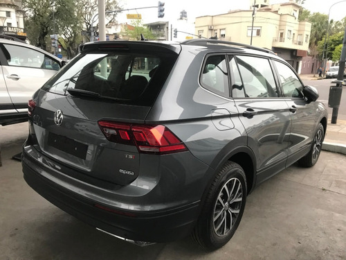Imagen 7 de 15 de Volkswagen Tiguan Allspace 1.4 Tsi Trendline Dsg 0km #02