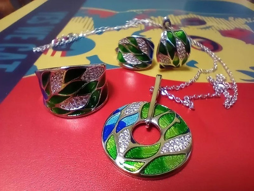 Imagen 7 de 9 de Collar Plata Mujer Dije Redondo Esmaltado Circonias Regalo