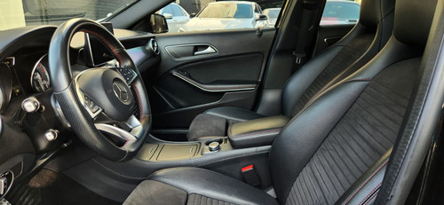 Mercedes-Benz Clase GLA 2.0 250 Cgi Sport Con Techo At