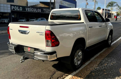 Imagem 5 de 10 de Toyota Hilux 2017 2.7 Srv Cab. Dupla 4x2 Flex Aut. 4p