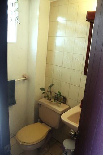 Luminosa Casa En Condominio 5d, 2b, 1e Een Ñuñoa