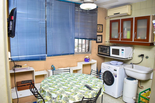 Imagen 5 de 10 de Departamento - Barrio Sur