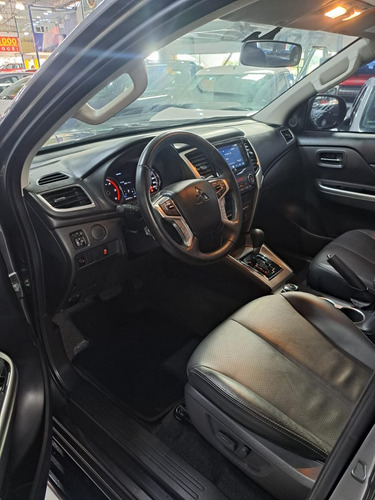 Mitsubishi L200 2.4 Triton Sport Hpe Cab. Dupla 4x4 Aut. 4p