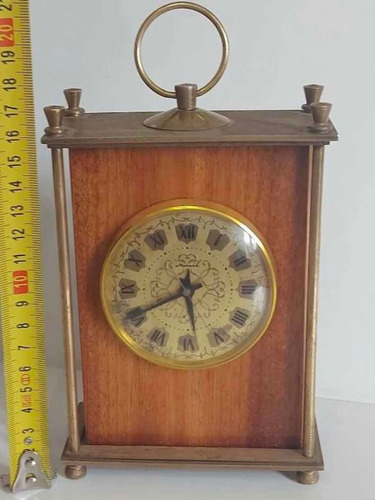 Reloj De Mesa De Cuerda Molnija Ruso Sovietico