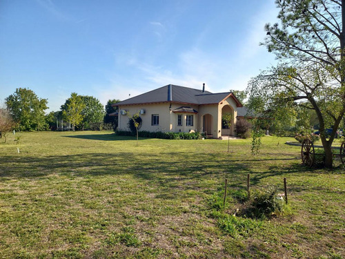 Excelente Casa Quinta A La Venta En Mercedes -apta Credito
