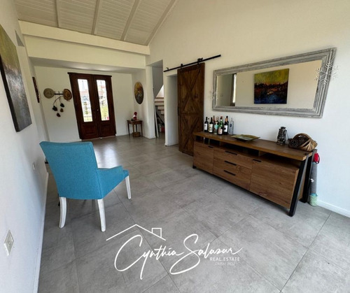 Venta Casa De 4 Ambientes Carlos Keen Chacras De San Andres