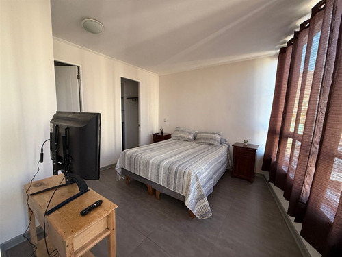 Departamento En Arriendo De 1 Dorm. En Iquique