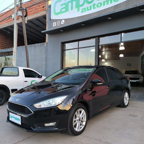 Ford Focus III 1.6 Sedan S