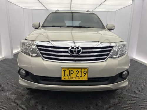 Toyota Fortuner 2.7l 4x2