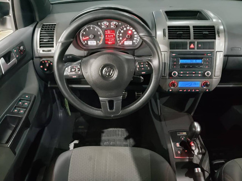 Imagem 5 de 8 de Volkswagen Polo 1.6 Mi Sportline 8v Flex 4p Automatizado