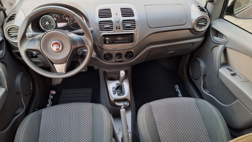 Fiat Grand Siena 1.6 16v Essence Flex Dualogic 4p