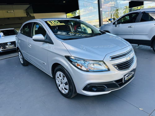 Chevrolet Onix 1.4 MPFI LT 8V FLEX 4P MANUAL