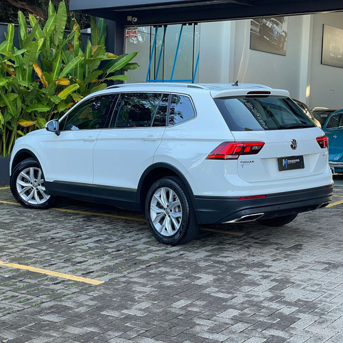 Volkswagen Tiguan Allspace 1.4 Comfortline 250 Tsi Flex 5p