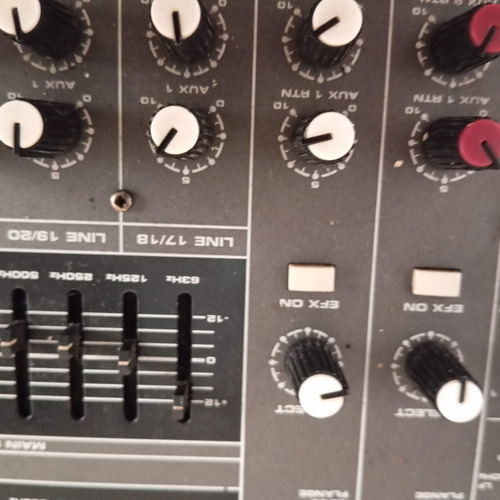 Mezcladora Sampson 20 Canales 1000 Watts (Usado)