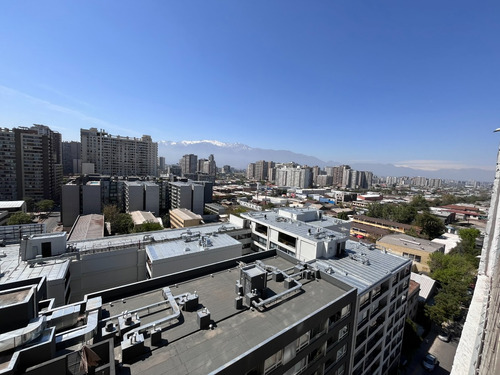 Venta 3d. 2b 2est Y Bod / Argomedo Y Lira