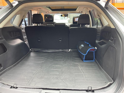 Imagen 11 de 15 de Ford Edge 3.5 Titanium