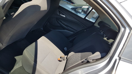 Imagen 6 de 8 de Chevrolet Onix 2021