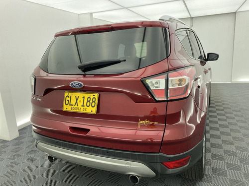 Imagen 10 de 25 de Ford Escape Se