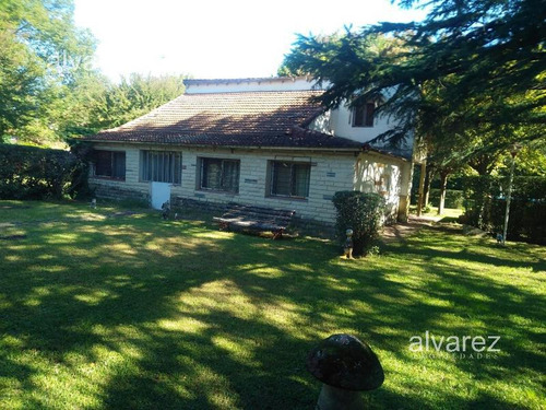 Venta Casa Quinta 3 Dormitorios General Rodríguez Con Cochera