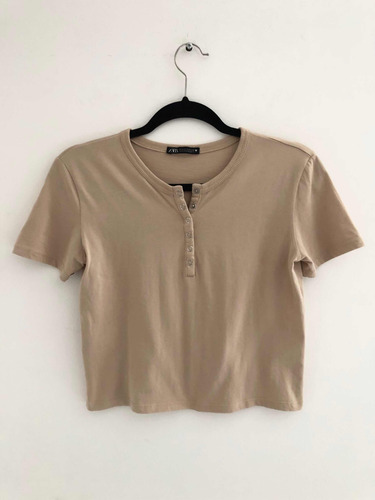 Playera Marca Zara Original De Botones Estilo Henley (Usado)