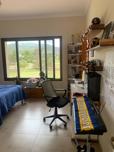 Venta Casa Chacras De San Lorenzo Chico Con Pileta