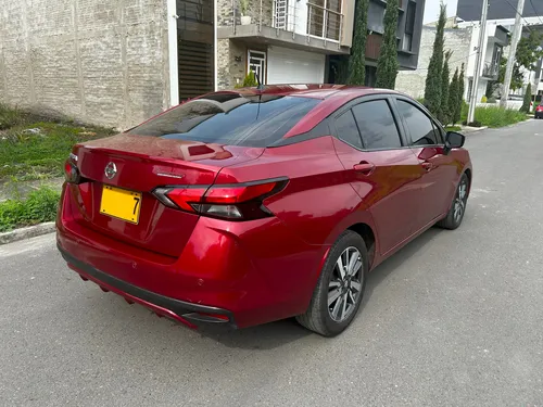 Nissan Versa 1.6 Advance
