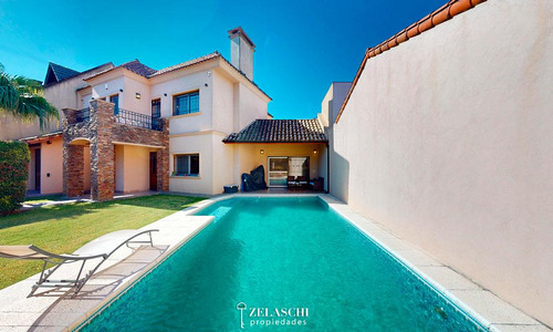 Casa En Venta: Calle De Los Ceibos, Ciudad Jardín