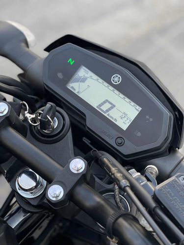 Imagen 12 de 21 de Yamaha Fz 25