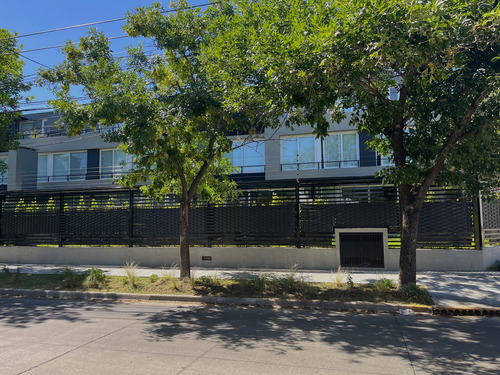 Casa En Venta En Lomas De San Isidro, San Isidro, G.b.a. Zona Norte