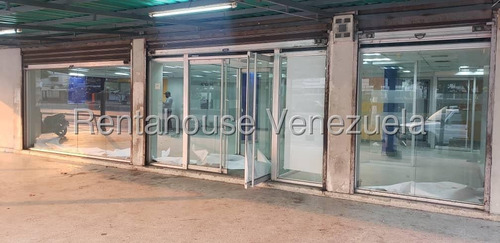 Gran Local En Alquiler, Av. Principal De Caribe, La Guaira, Edo. Vargas