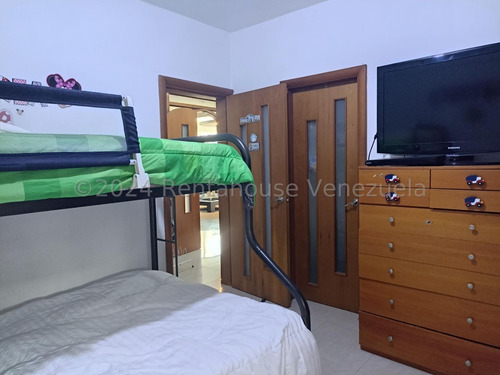 Excelente Apartamento En Venta En La Soledad Piso Bajo Planta Eléctrica Portátil Amoblado Gas Seguridad Cocina Empotrada 172 Metros Nela 25-2920