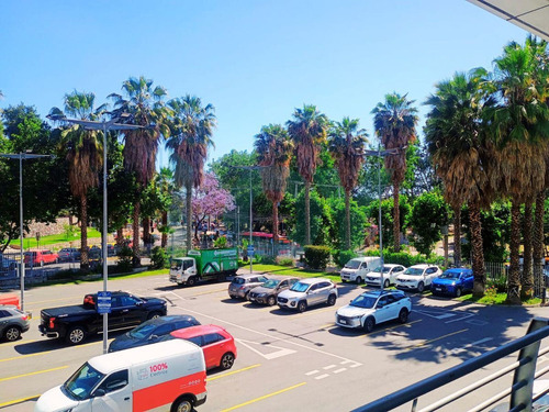 Arriendo Local Comercial 107m2 En Ciudad Empresarial.
