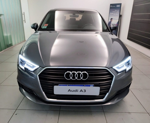 Imagen 19 de 25 de Audi A3 Sportback 2018 Sedan 2017 2019 2020 Usado A1 Q2 A318