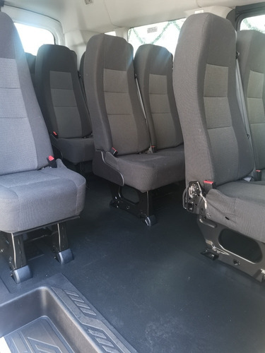 Ford Transit 2.2 Pasajeros Larga Techo Alto Custom Mt 2019