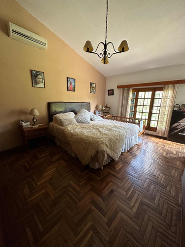 Venta Casa 4 Dormitorios Barbacoa Jardin Solymar Canelones