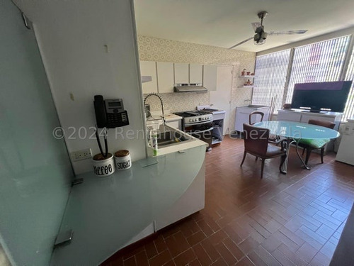 Carla Gonzalez Apartamento En Alquiler Lomas De Las Mercedes Mls #24-24458 Sc