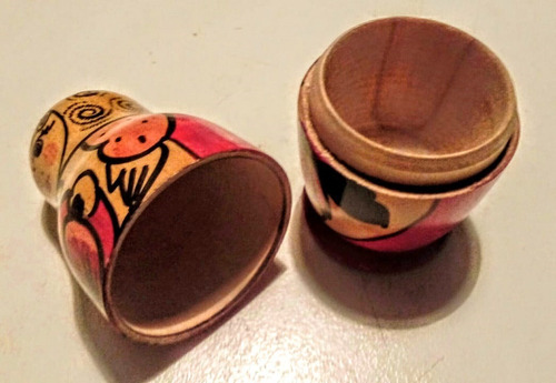 Matrioshka/mamushka De Madera Hueca De Una Sola Unidad (Usado)