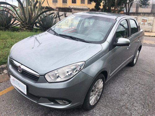 Fiat Grand Siena 2013 1.6 16v Essence Flex 4p