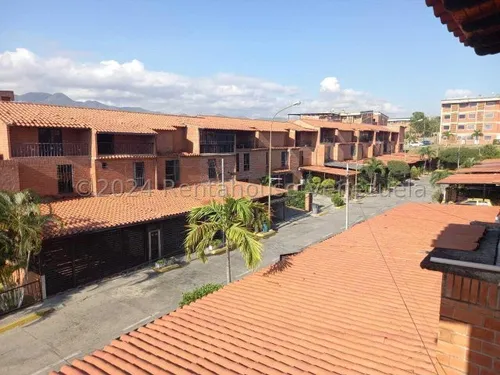 Venta De Townhouse Guatire Mr