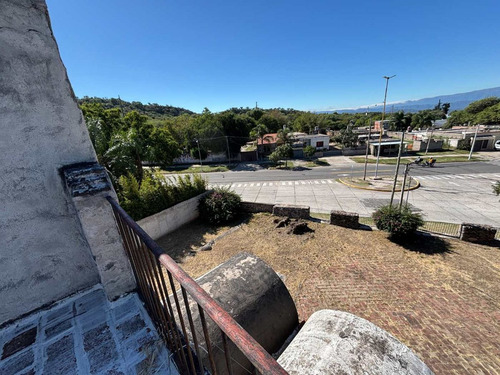 Se Vende Casona - Av. Ocampo, Zona Oeste, 7 Amb.